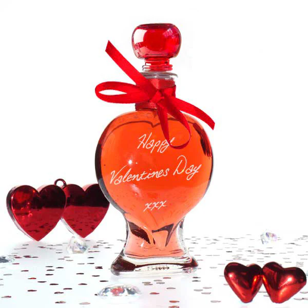Heart Decanter 200ml with Blood Orange Vodka 17.5% - Image 3
